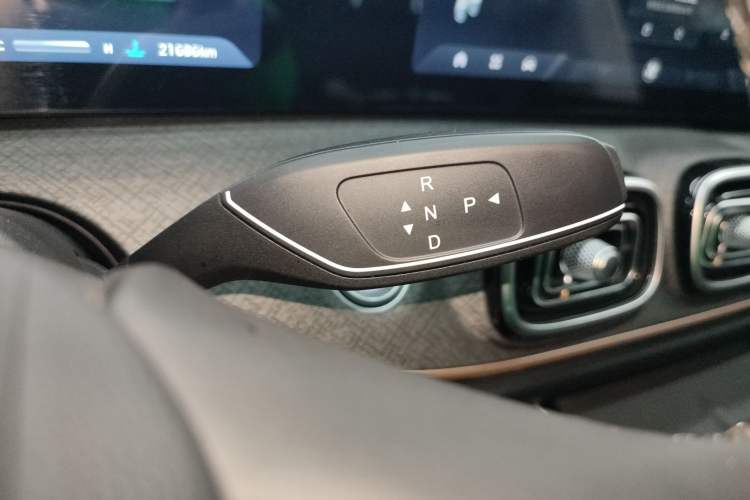 Used Chery Tiggo 9 2023 Facelift 2.0T Dual-Clutch Two-Wheel Drive Luxury Edition 5 Seats