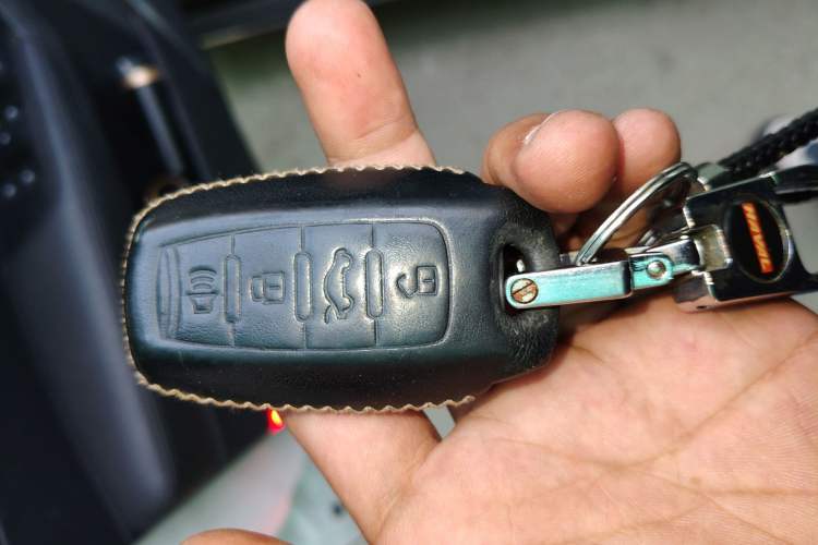 Used Haval H7 2017 Blue-Label H7L 2.0T Automatic Luxury Model Vehicle Key