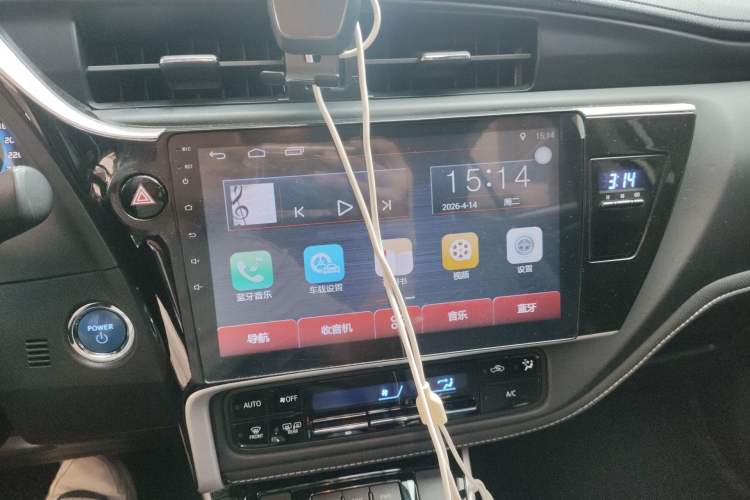 Used Toyota Corolla 2017 Revised Dual-Engine 1.8L E-CVT Leading Edition Audio And AC Panel