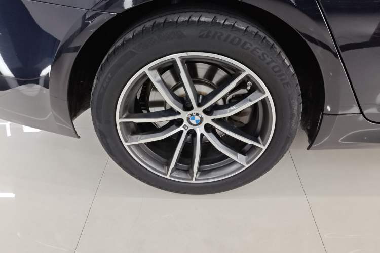 Used BMW 5 Series 2022 Second Facelift 525Li M Sport Package