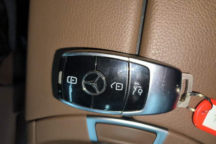 Used Mercedes-Benz E-Class 2023 Updated E 300 L Luxury Edition
