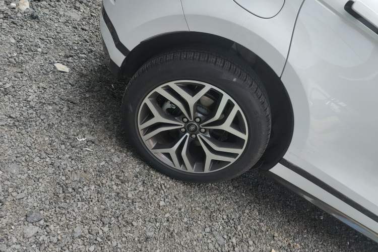 Used Land Rover Range Rover Evoque 2023 Aurora L 249 PS Luxury Edition