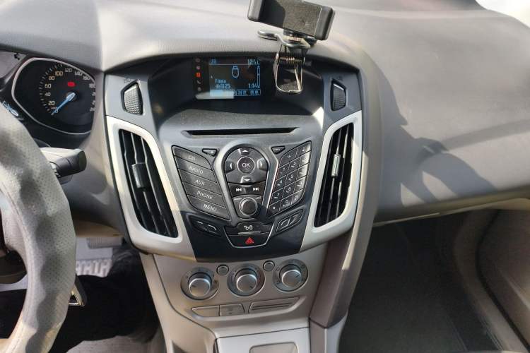 Used Ford Focus 2012 Sedan 1.6L Automatic Comfort Model
