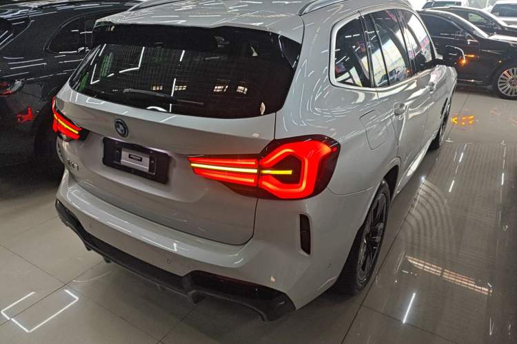 Used BMW iX3 2022 Leading Model
