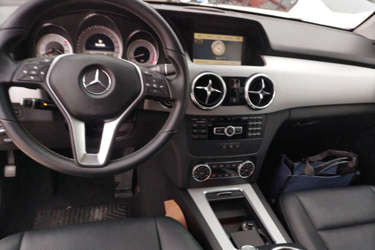 Used Mercedes-Benz GLK-Class 2014 GLK 260 4MATIC Dynamic Model