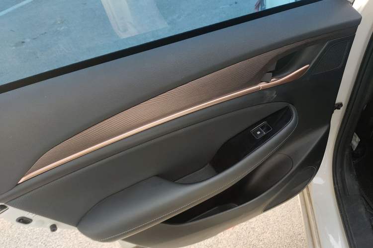 Used GAC Trumpchi GA6 2022 270T Automatic Prestige Edition
