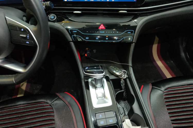 Used Hyundai Mistra 2021 1.8L CVT LUX Premium Edition