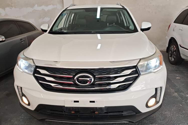 Used GAC Trumpchi GS4 2015 200T Manual Luxury Edition Front