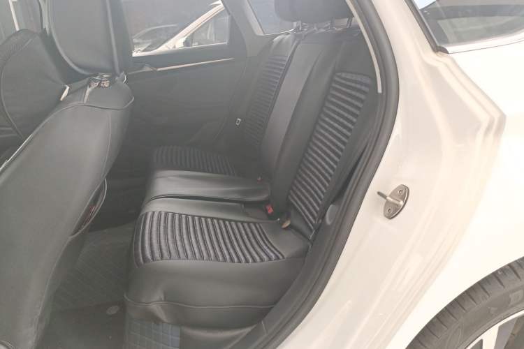 Used Volkswagen Sagitar 2020 280TSI DSG Luxury Version China VI Standard
