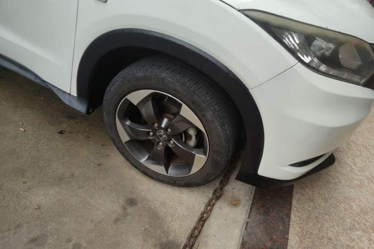 Used Honda Vezel 2017 1.8L CVT Front-Wheel Drive Pioneer Edition
