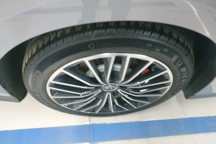 Used BYD Han 2025 EV Intelligent Driving Edition 701KM LiDAR Flagship Model