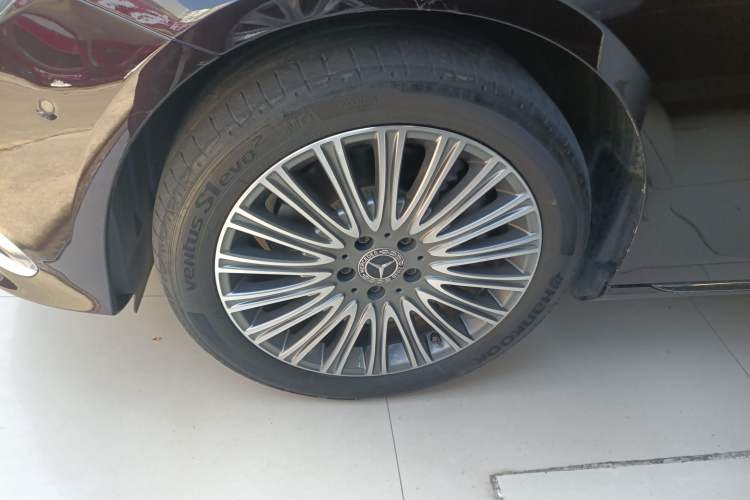 Used Mercedes-Benz E-Class 2023 Updated E 300 L Fashion Edition