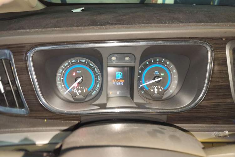 Used Buick GL8 2011 3.0L GT Luxury Business Haoya Edition
