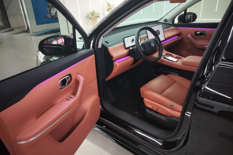 Used Leapmotor C16 2024 Range-Extended 200 LiDAR Edition
