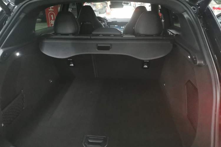 Used Lynk & Co 01 EM-P 2023 1.5TD EM-P PM Trunk