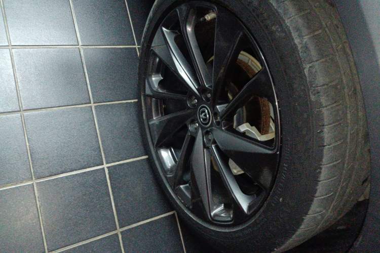 Used CHANGAN UNI-T 2020 1.5T Flagship Version Right Front Wheel Hub