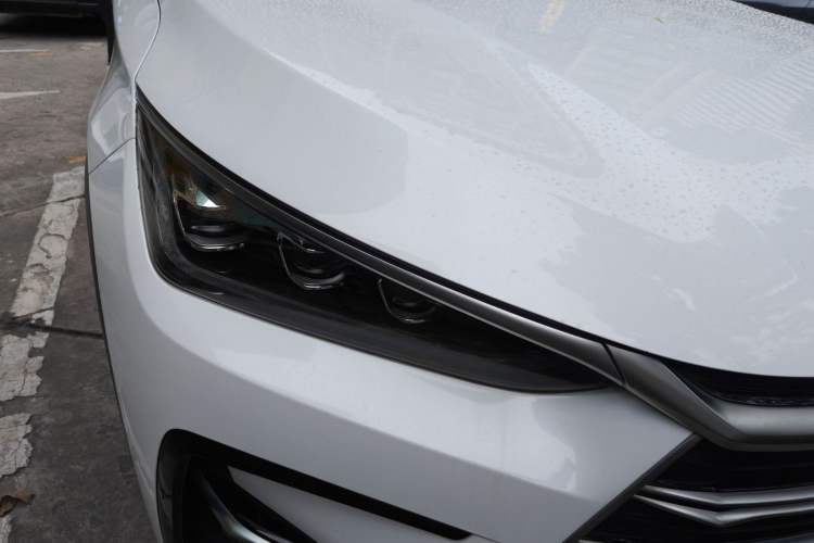 Used BYD Tang New Energy 2021 DM 2.0T Four-Wheel Drive High-Performance Flagship Model
