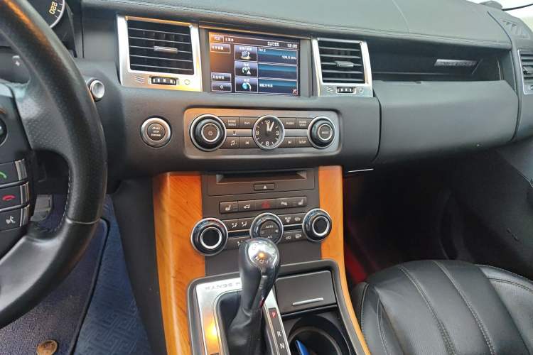 Used Land Rover Range Sport 2013 5.0 NA V8 HSE