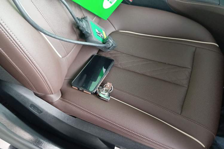 Used BMW 5 Series New Energy 2022 535Le M Sport Package Right Front Seat