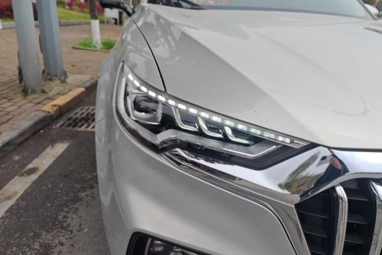 Used Hongqi HS5 2019 2.0T Smart Connect Flagship Edition
