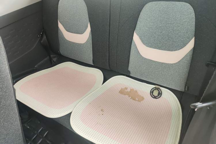 Used Chery QQ Ice Cream 2022 170km Sundae Phosphate Lithium-Ion