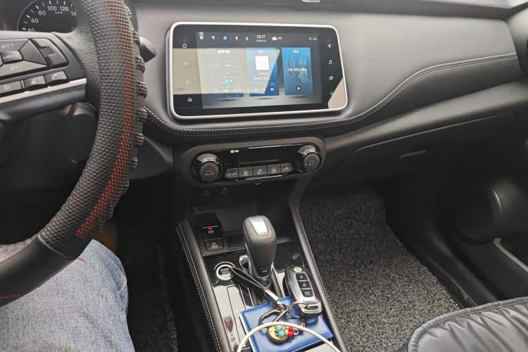Used Nissan Kicks 2023 Jingqing Edition 1.5L Unleash Pure "Jing" – The Luxurious Version Audio And AC Panel