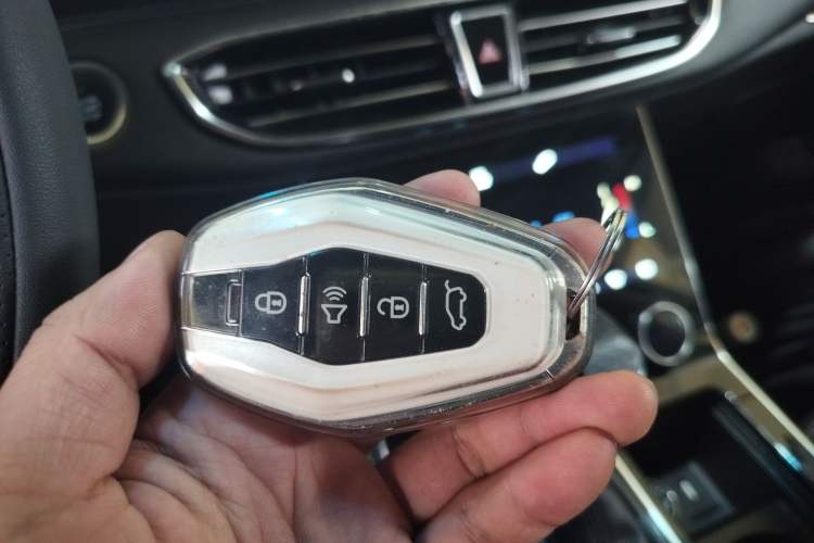 Used JETOUR X90 2020 1.6T DCT Shadow Edition 5 Seats
