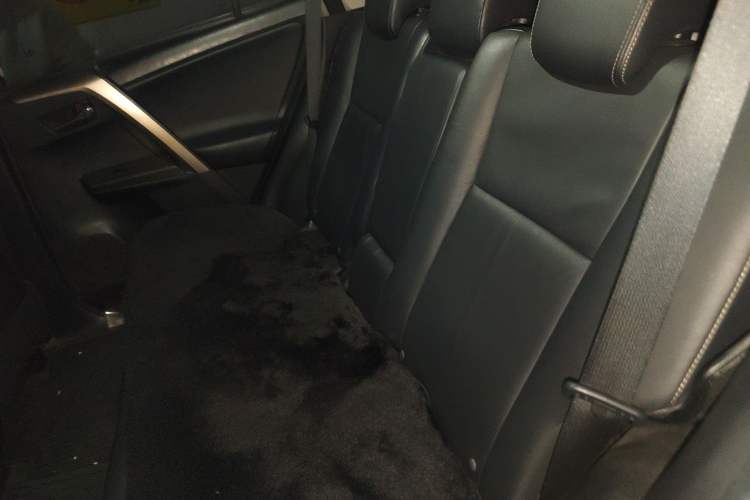 Used Toyota RAV4 2015 2.0L CVT Four-Wheel Drive New Edition Left Rear Seat