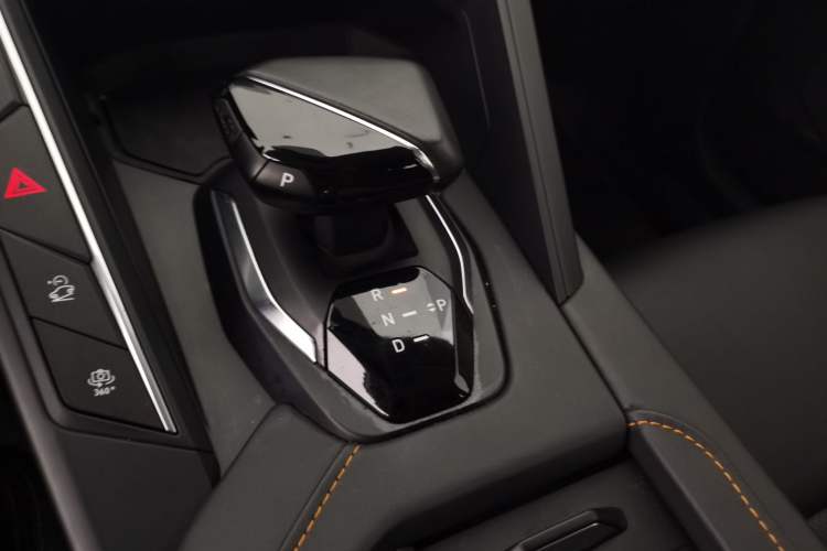 Used Lynk & Co 06 EM-P 2022 PHEV 84 km Range Pro Version
