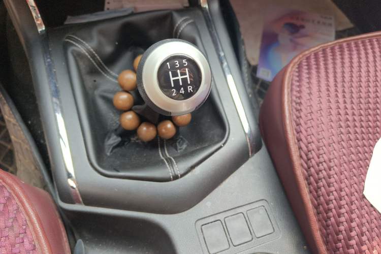 Used Dongfeng Ruichi 6 2019 2.4L Manual Two-Wheel Drive Gasoline Standard Version 2TZD Gear Lever