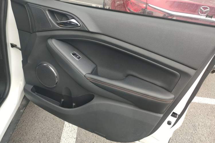 Used BYD Yuan 2017 1.5L Automatic Cool & Connected Model