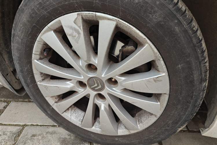 Used Citroen C-Quatre 2013 Sedan 1.6L Manual - Prestige Model Right Front Wheel Hub