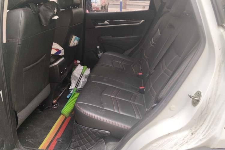 Used Dongfeng Aeolus AX7 2016 2.0L Automatic Zhiyue Trim