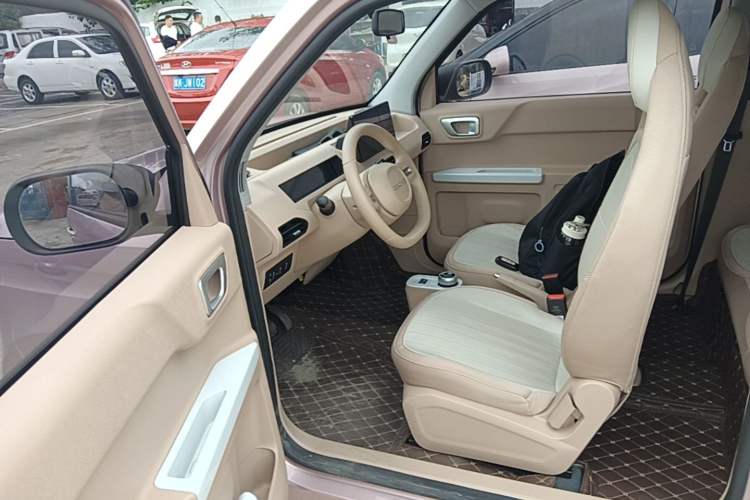 Used Geely Galaxy Panda 2024 Panda Mini 200km Endurance Bear
