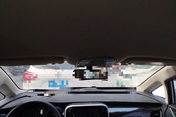 Used BYD Song MAX 2017 1.5T Automatic Smart Connect Luxury 7-Seater Headliner