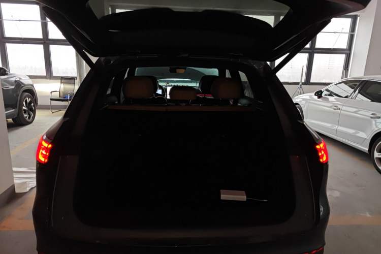 Used Geely Galaxy Xingjian 7 EM-i 2025 120km Flagship Edition
