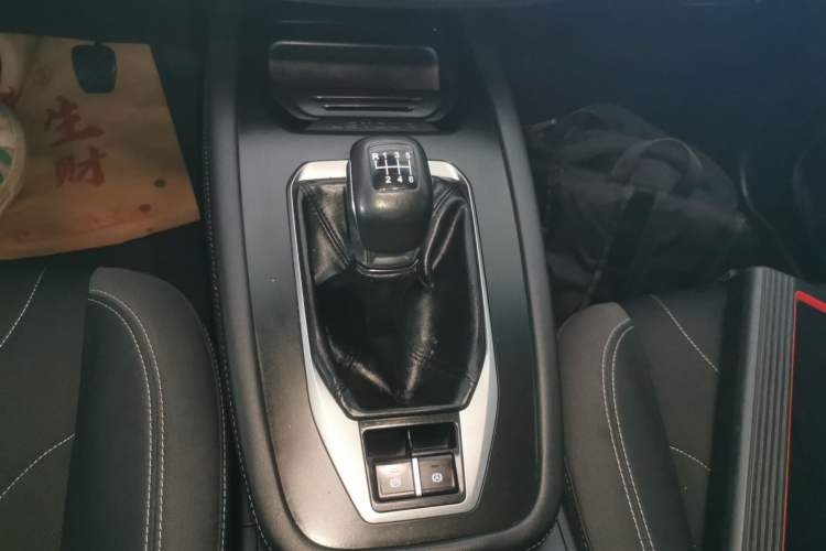 Used JETOUR X70M 2021 1.5T Manual Urban Partner 7-Seater
