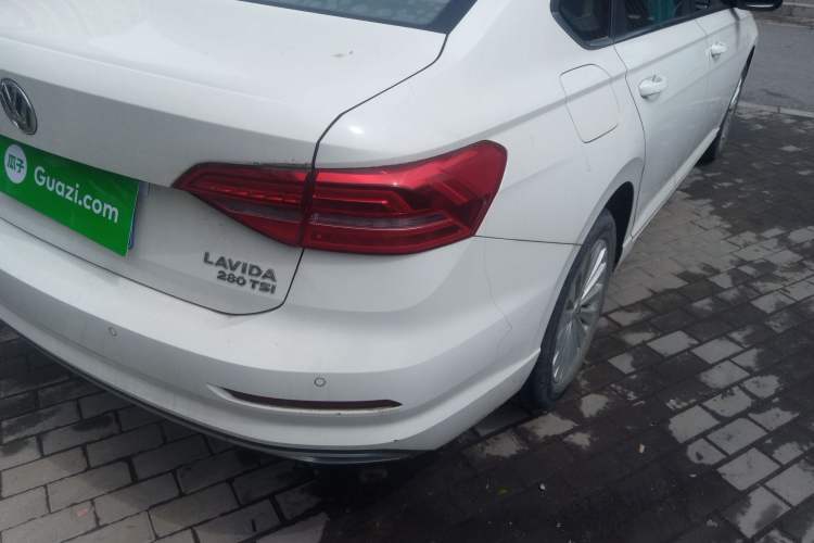 Used Volkswagen Lavida 2018 280TSI DSG Comfort Edition China V Standard Right Rear Taillight