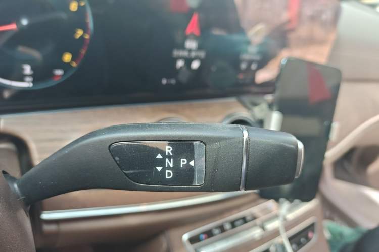 Used Mercedes-Benz E-Class 2023 Facelift E 260 L