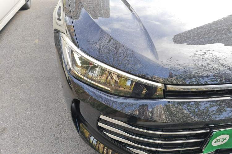 Used Volkswagen Passat 2025 Pro 380TSI Dragon Supreme Edition Right Front Headlight