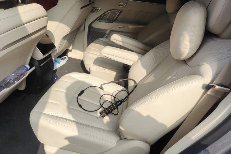 Used ONVO Luxeed L90 2025 Model—Max Six-Seater Version