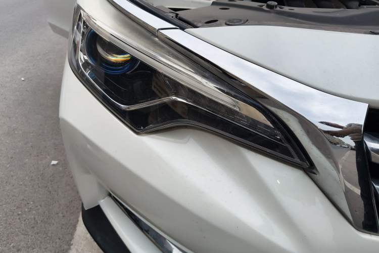 Used Venucia D60 2018 1.6L Manual Smart Connect Elite Edition
