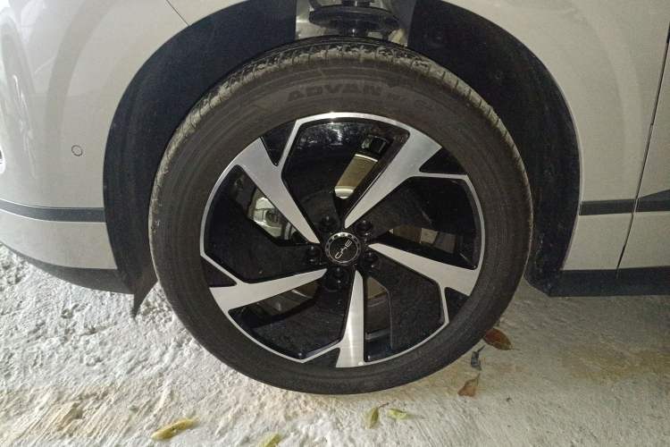 Used BYD Sealion 06 New Energy 2025 Model DM-i 170 Navigation Pro Edition Exterior 4