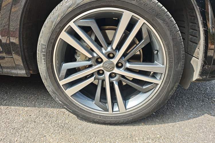 Used Audi Q5L 2020 45 TFSI Prestige Fashion Model
