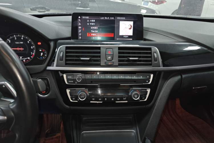 Used BMW 3 Series 2018 320Li Leading Model M Sport Package