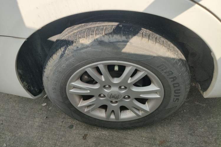 Used Zotye Z300 2016 New Vision 1.5L Manual Entry-Level Model with Sunroof
