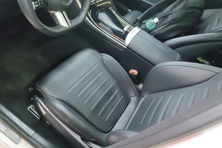 Used Mercedes-Benz C-Class 2022 Restyled C 260 L Sport Edition