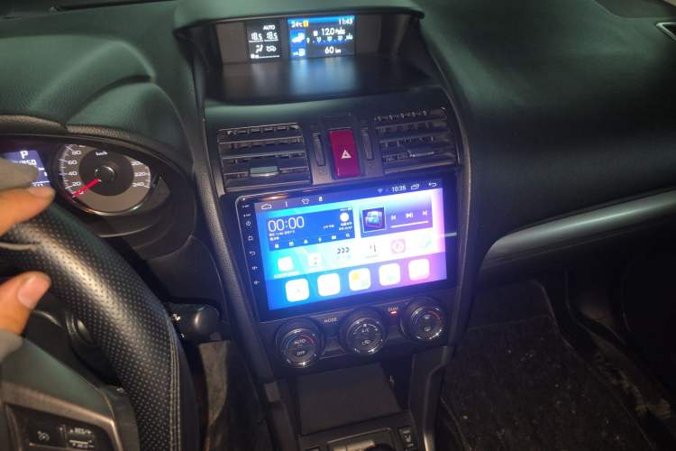 Used Subaru Forester 2013 2.5i Automatic Luxury Edition Audio And AC Panel