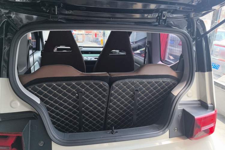 Used Wuling Hongguang MINIEV 2022 GAMEBOY 200km Gaming Edition with Lithium Iron Phosphate Trunk