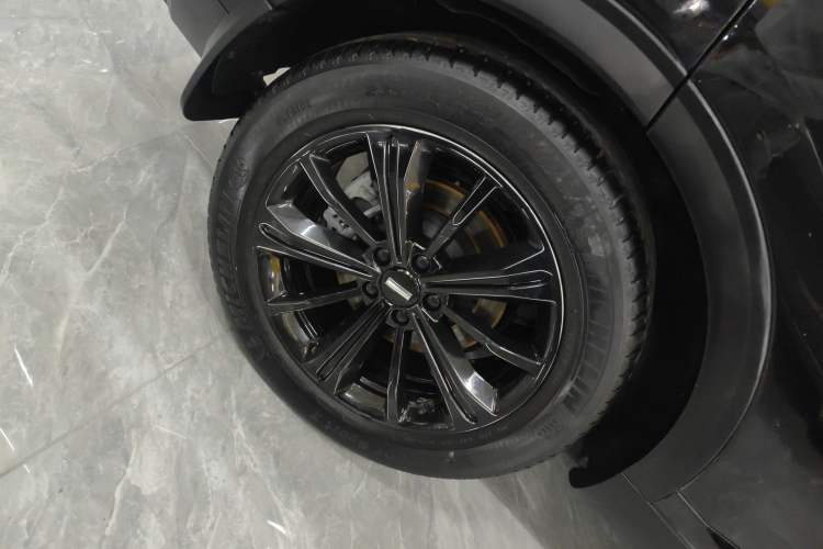 Used Wey VV6 2021 2.0T Two-Wheel Drive Smart Plus